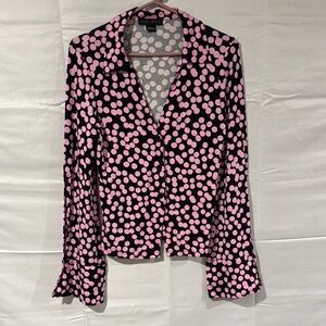 Women’s Sanctuary Pink and Black Fitted Bell Sleeve Button Down Shirt